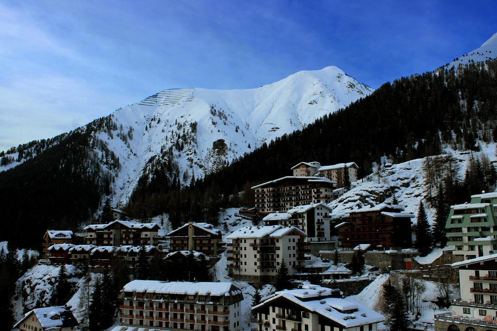 Hotel Adler Foppolo Exterior photo